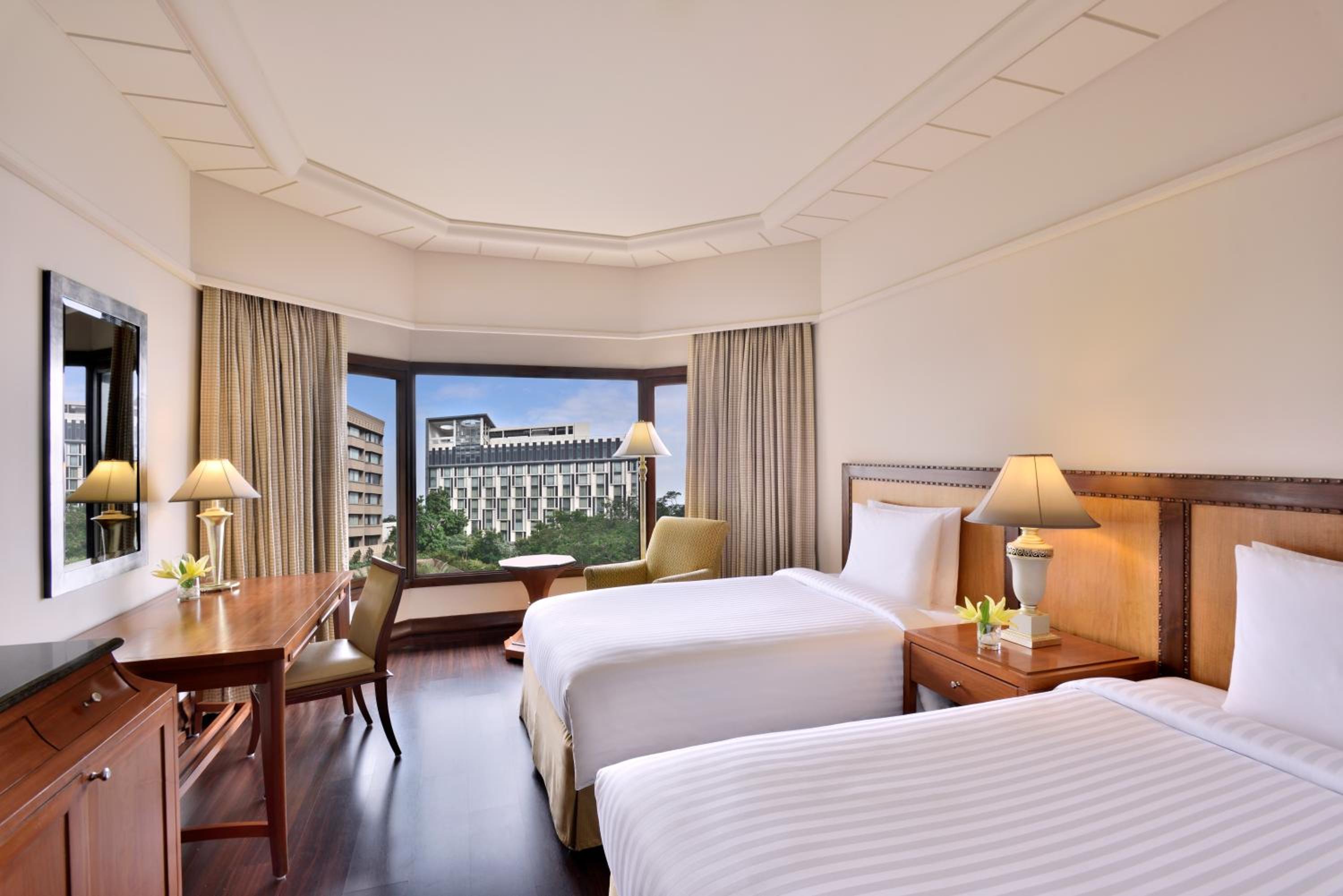 Deluxe, Twin Beds, Bathtub, Hyderabad Marriott Hotel And Convention Centre 2/6