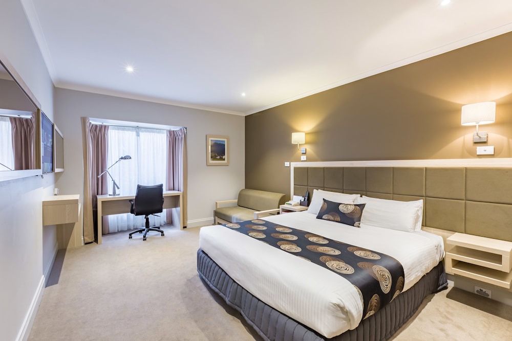 The Waverley International Hotel 10/45
