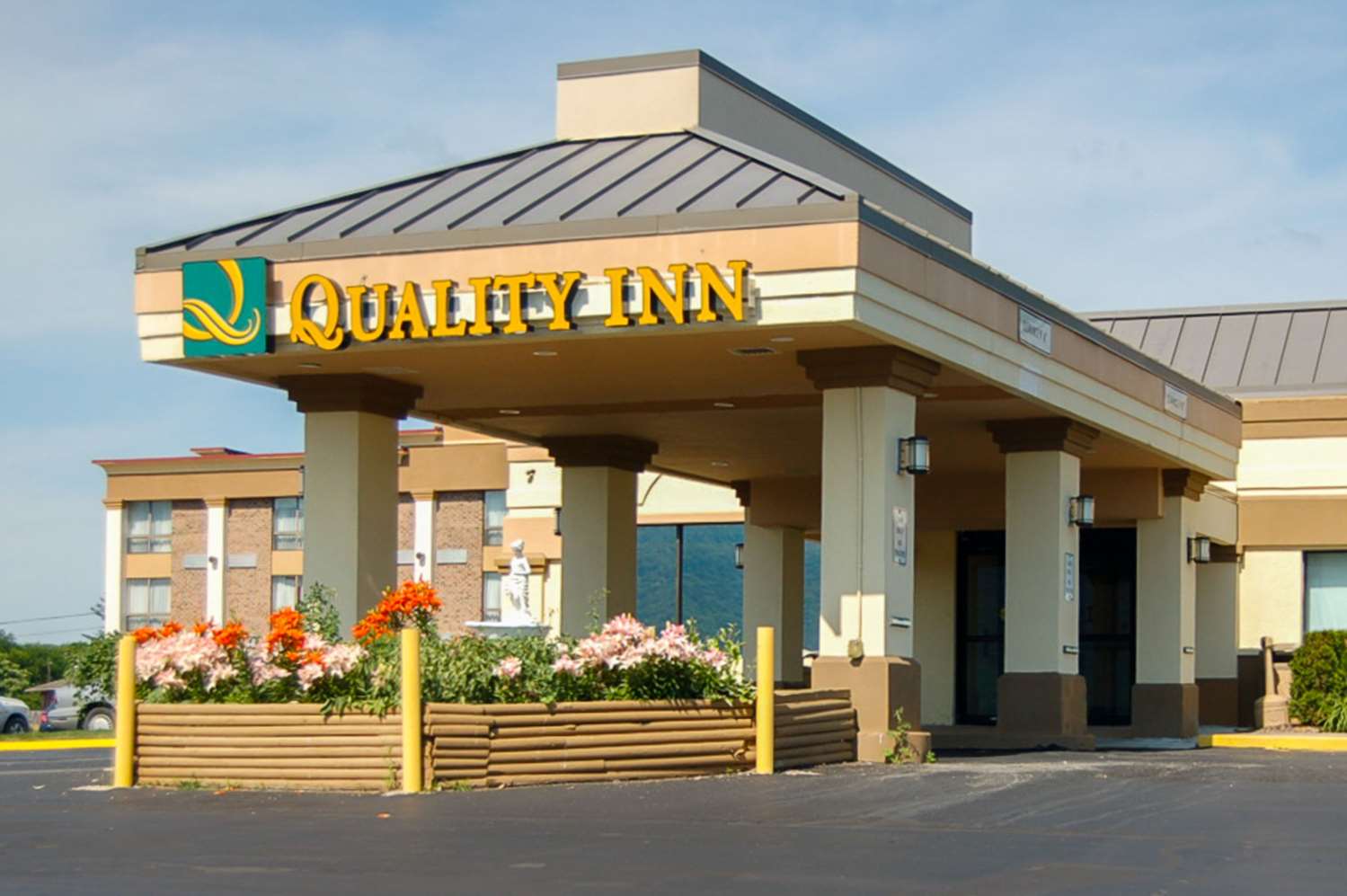 Quality Inn Mill Hall - Lamar 3/25