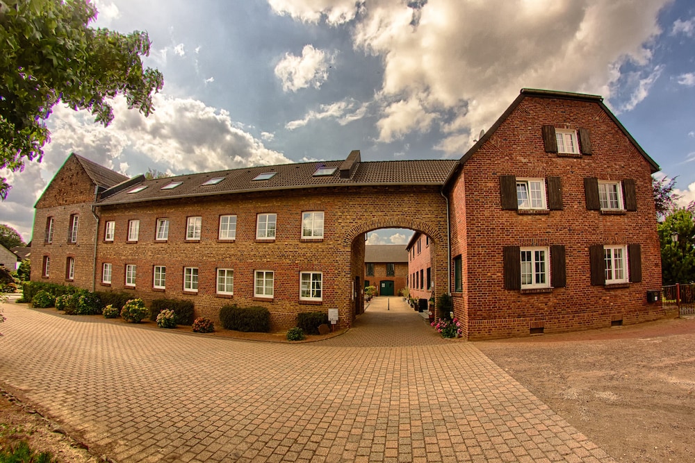 Hotel Landhaus Goddertzhof 1/50