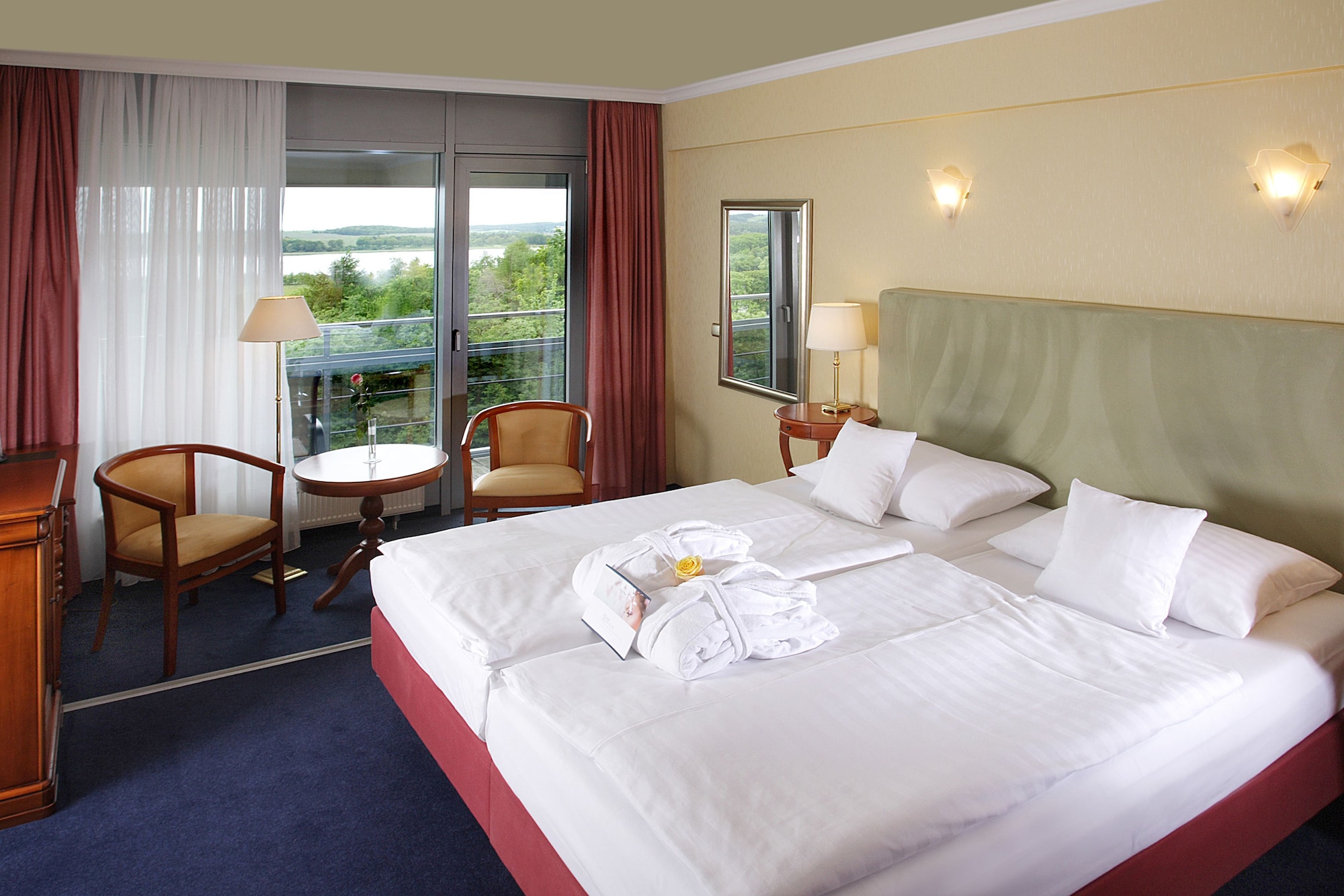 Room, Double Bed