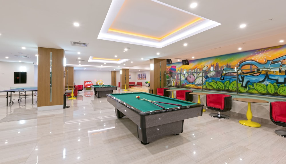 Asia Beach Resort & Spa Hotel 67/74