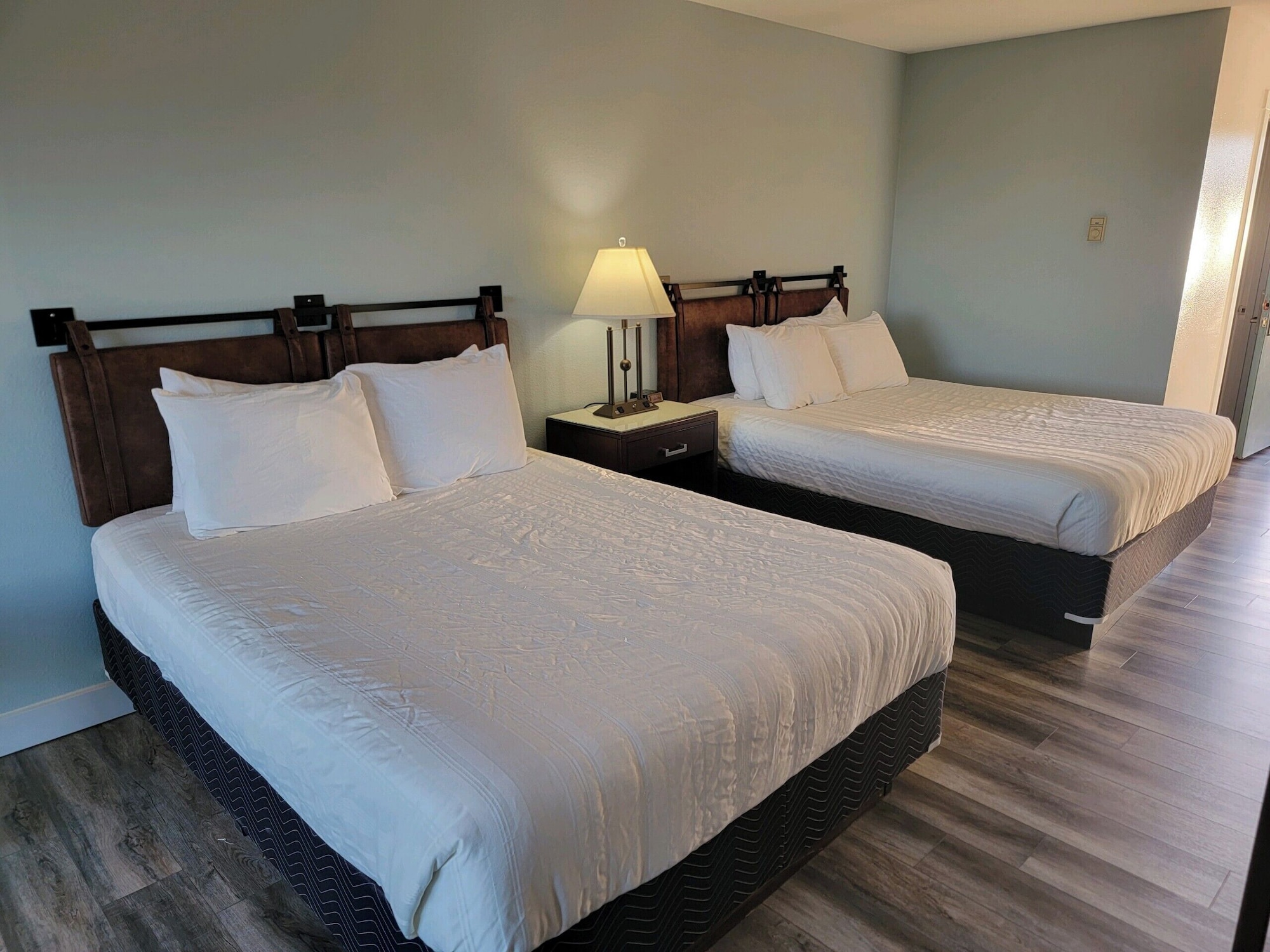 Room, 2 Queen Beds, Dune View, Pet Friendly