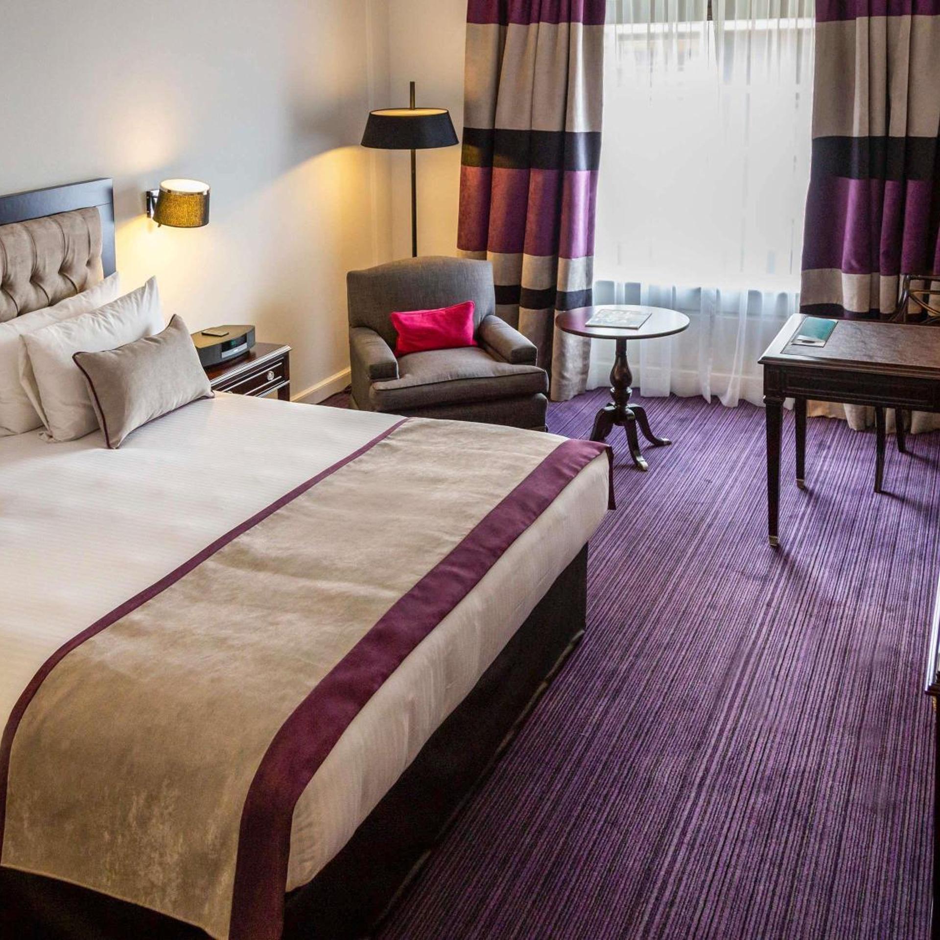 Superior, Queen Bed, Garden or City View