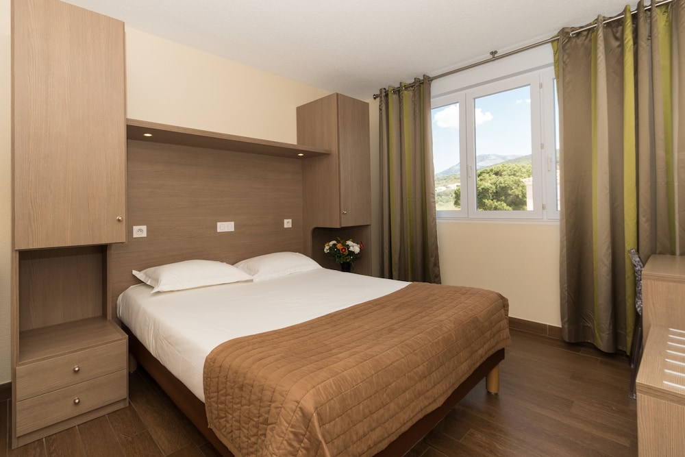 Hotel Thalassa 10/50