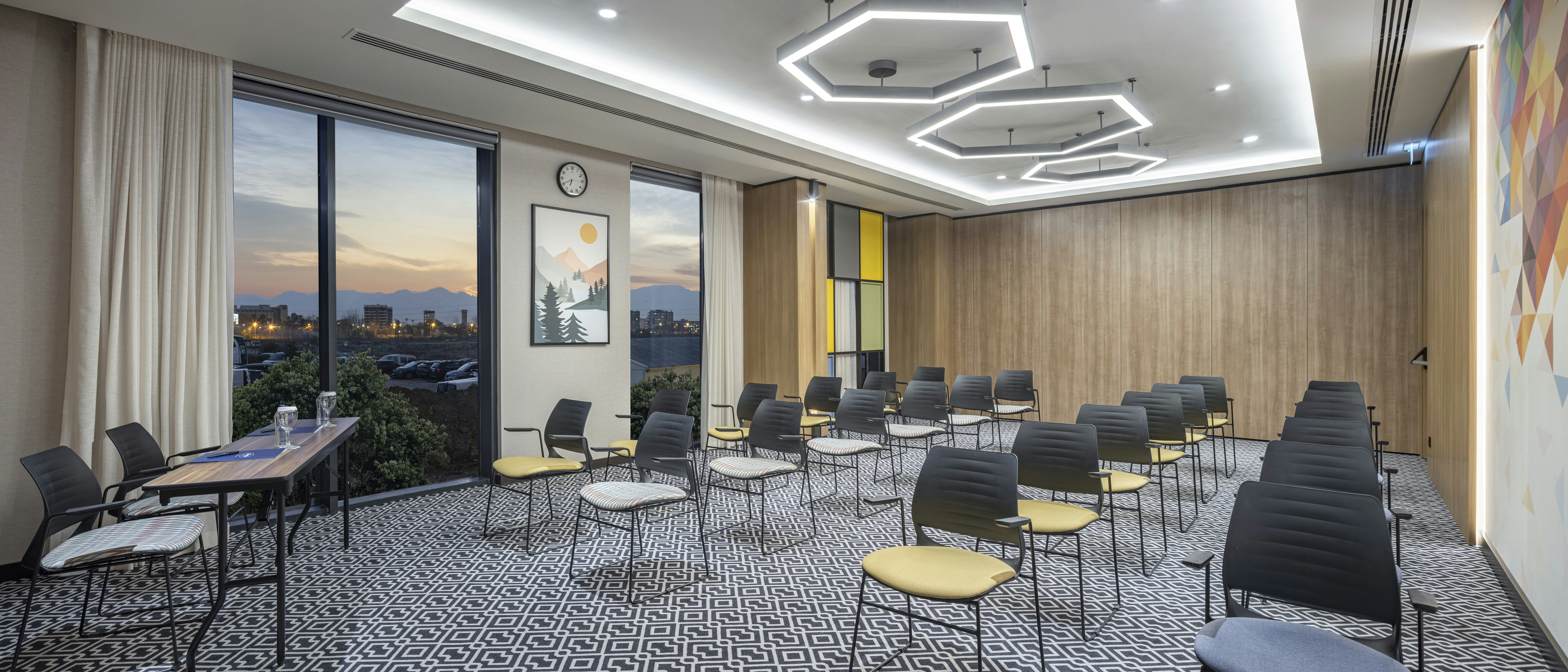 Hampton by Hilton Antalya Airport 52/58
