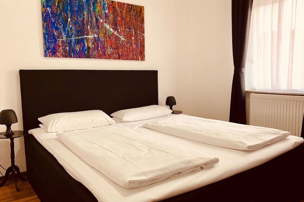 Hotel Roter Kater 6/23