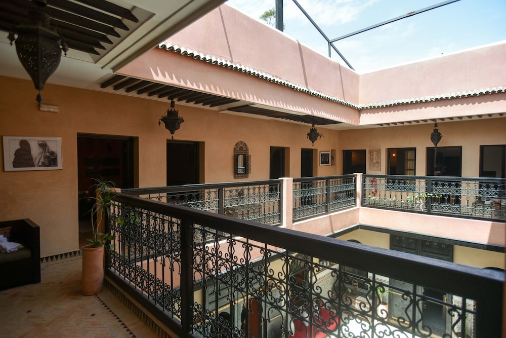 Riad Yacout 3/76