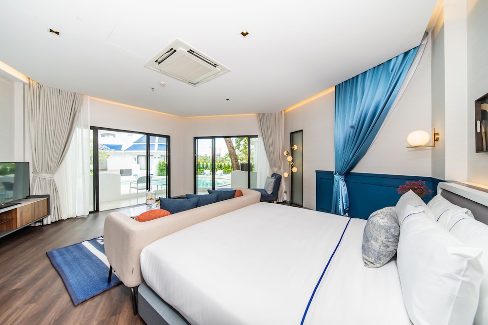 2 Bedrooms, Sunset Villa, 2 King Beds, Sofa