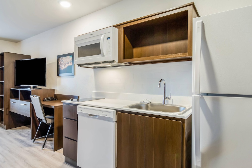 WoodSpring Suites Jacksonville Baymeadows 44/59