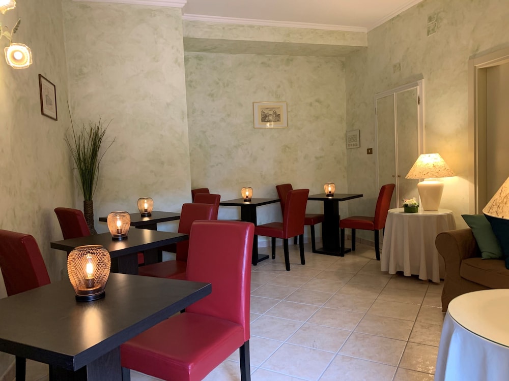 Hotel Roma 34/50