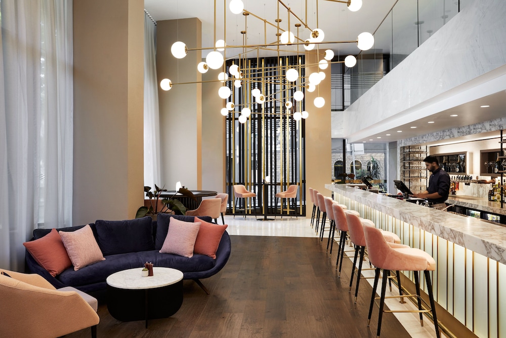 Crowne Plaza Sydney Darling Harbour 60/81