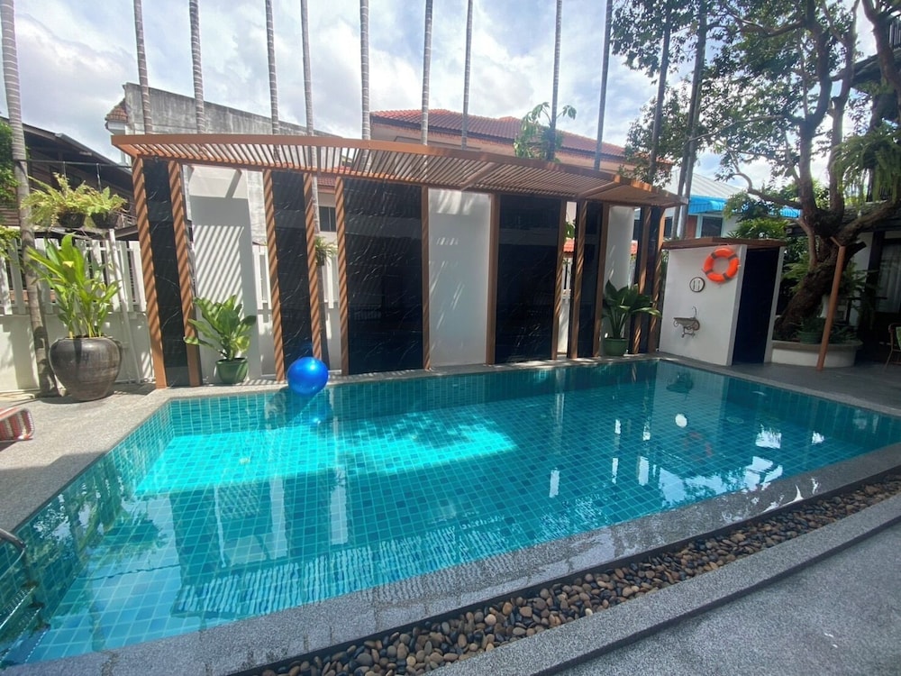 Baan Huen Phen 6/69