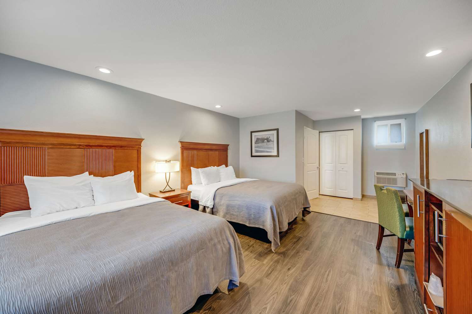 ROOM, 2 QUEEN BEDS