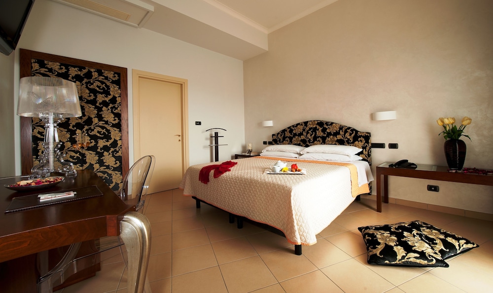 Grand Hotel Sofia 32/69