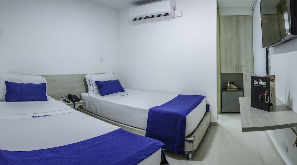 Hotel Laureles Plaza 19/63