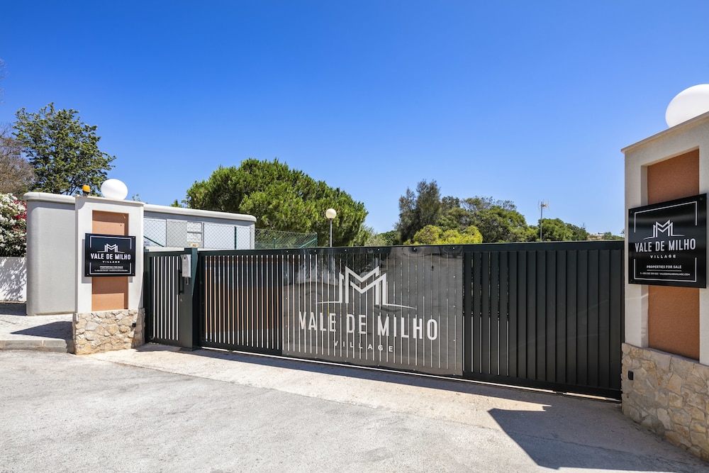 Vale de Milho Village 24/49