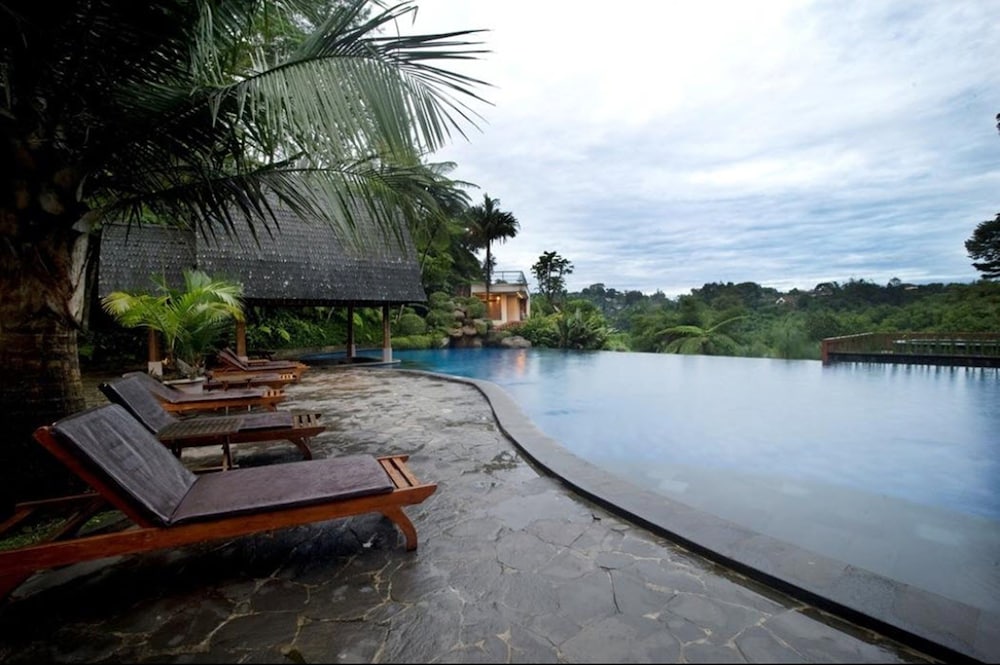 Sangria Resort And Spa Kt 34/39
