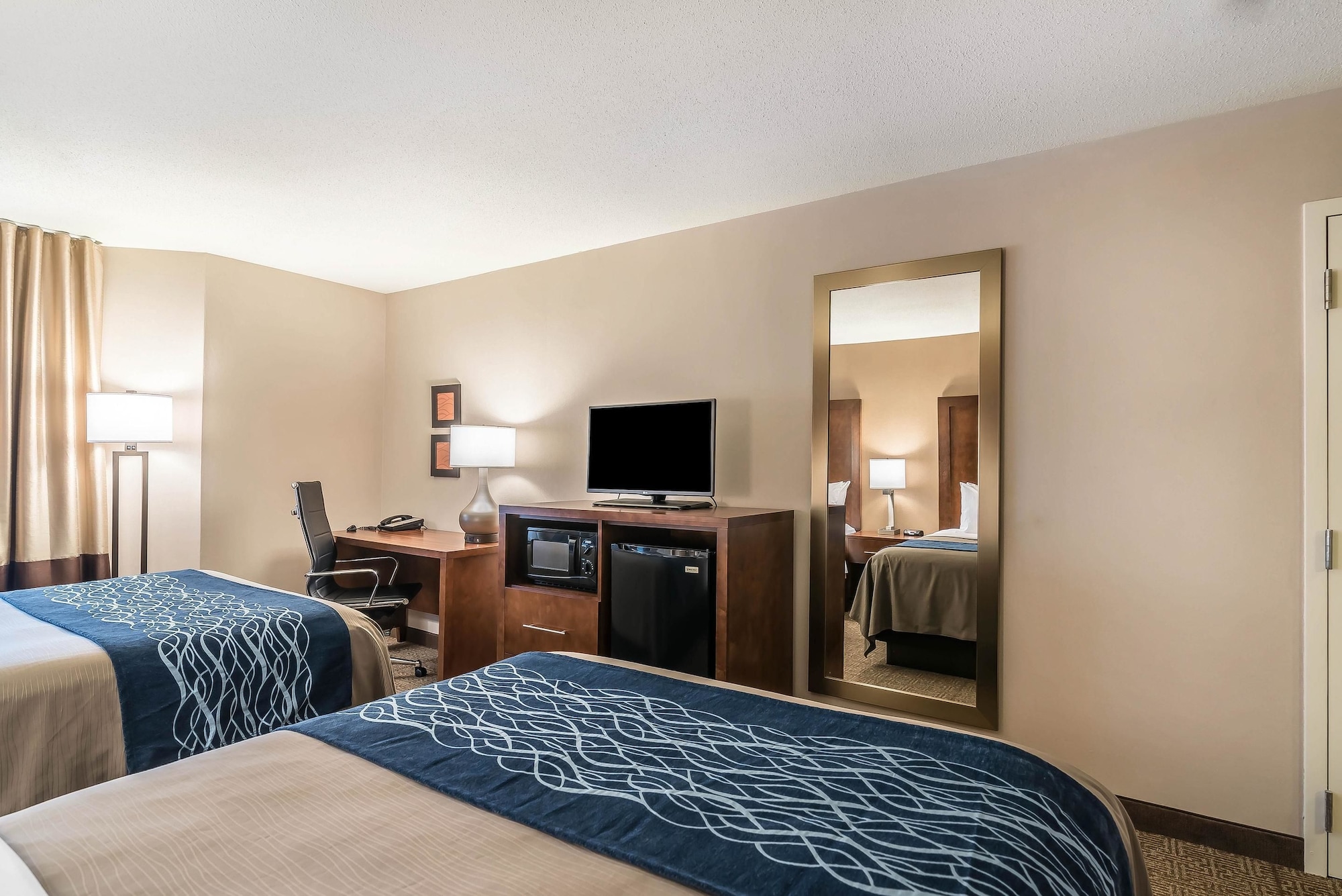 غرفة قياسية بسريرين مزدوجين، Comfort Inn Concord South End 4/5