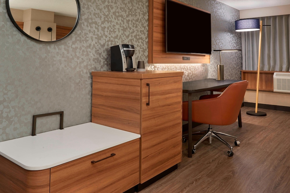 Fairfield by Marriott Montreal Downtown 40/45