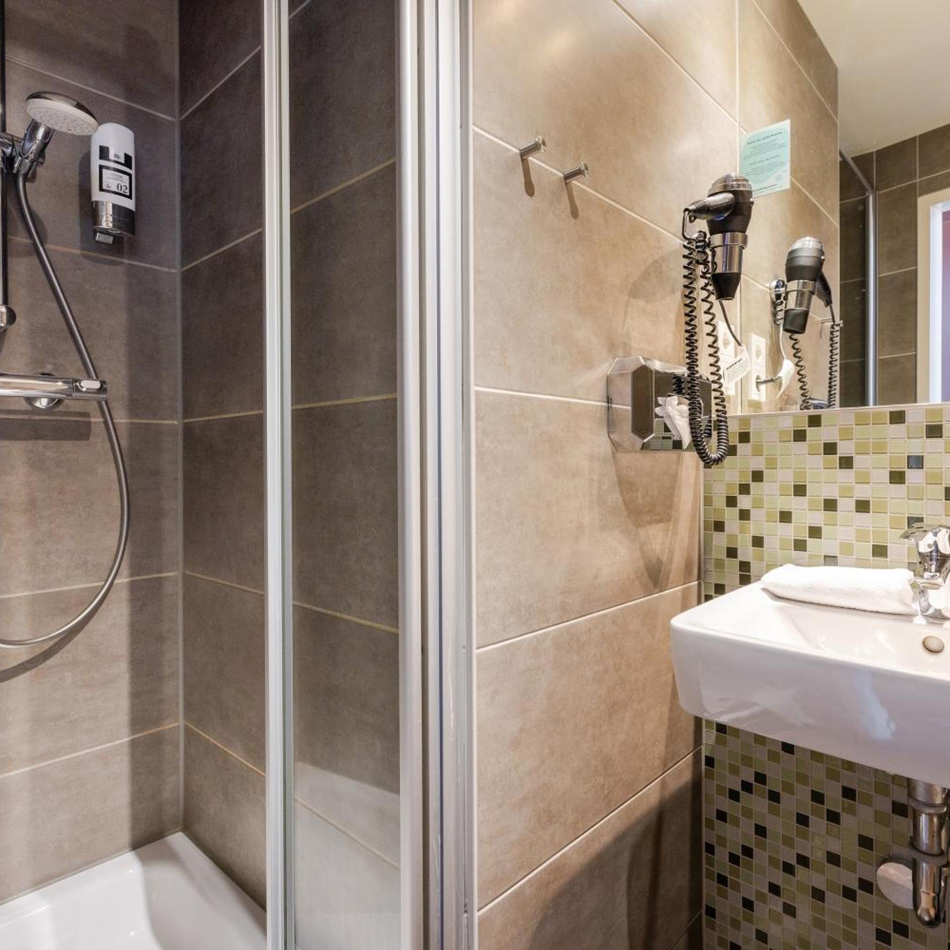Meininger Hotel Berlin Mitte Humboldthaus Hostel 50/50