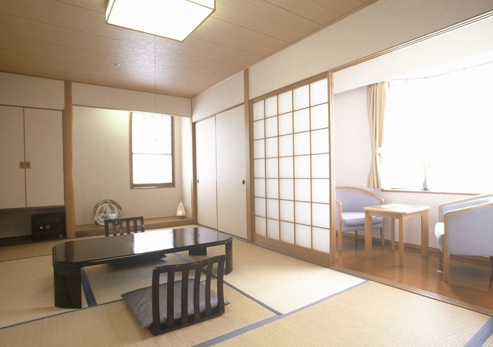 Yufuin Hotel Shuhokan 11/53