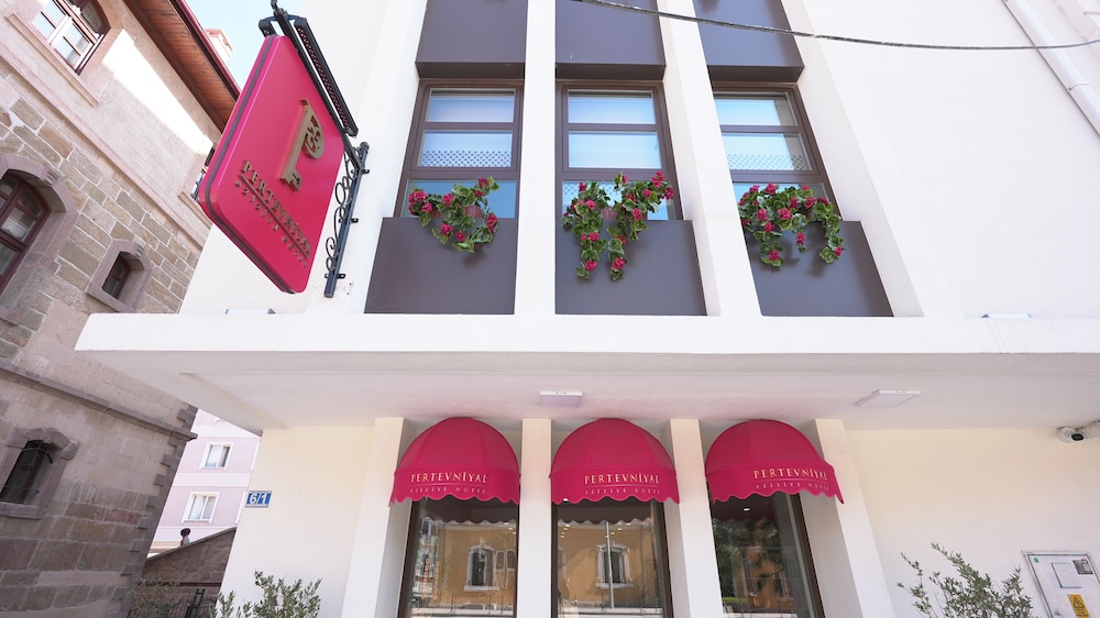Pertevniyal Aziziye Hotel 3/50