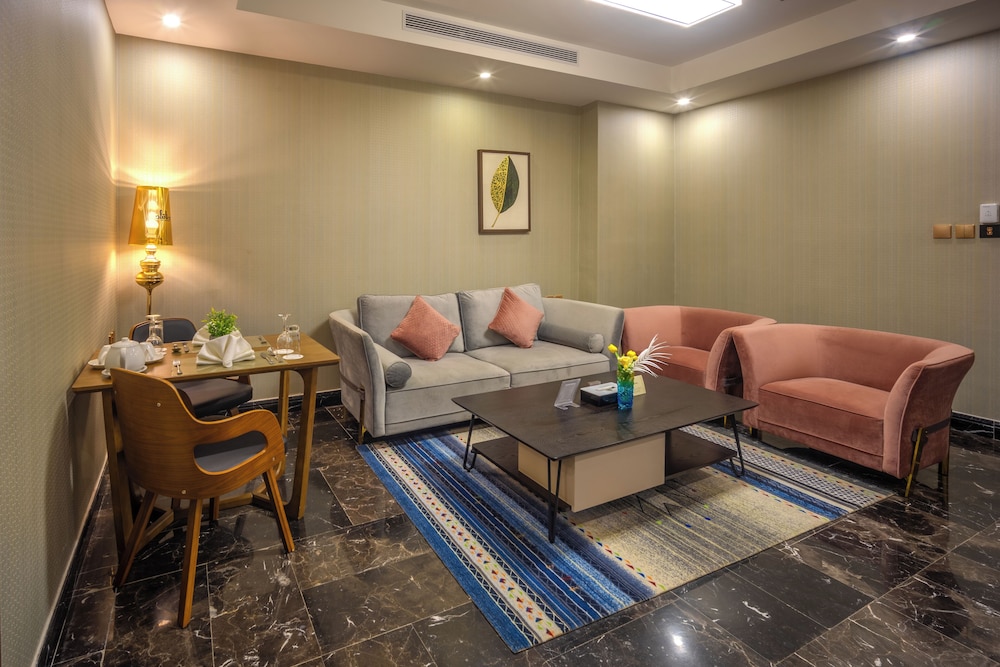 فندق دوناتيلو(Donatello Hotel) 32/52