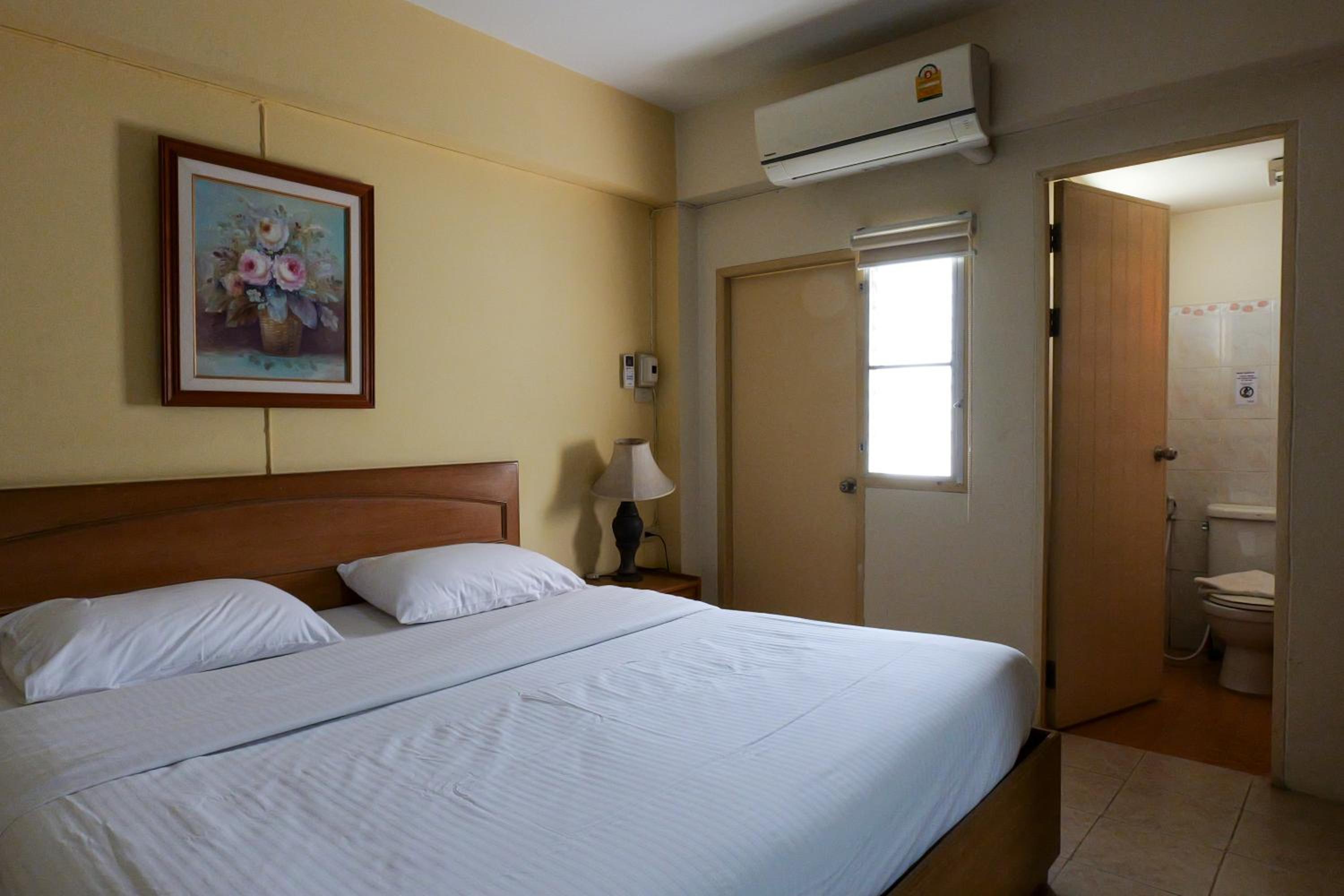 Moon and Sun Hotel 13/49