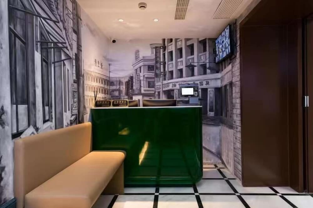 Jinglai Hotel (Shanghai Bund East Nanjing Road Pedestrian Street) 29/50