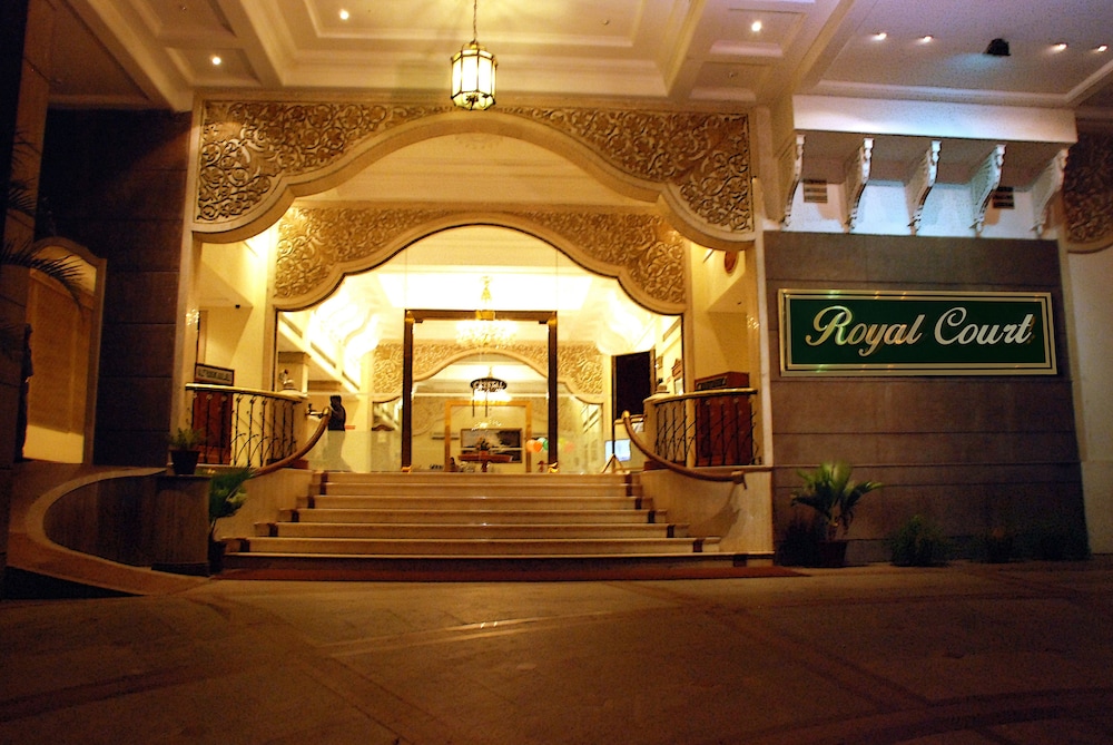 ROYAL COURT 6/49