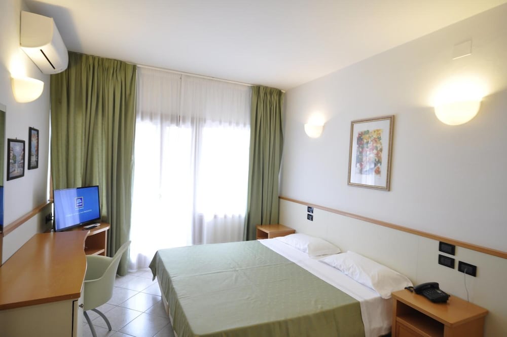 Degli Ulivi Htl Pugnochiuso Resort 7/55