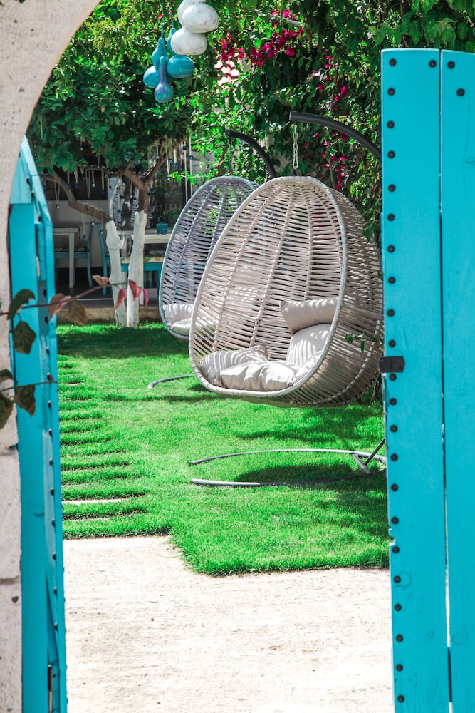 Alacati 716 Butik Hotel 48/50