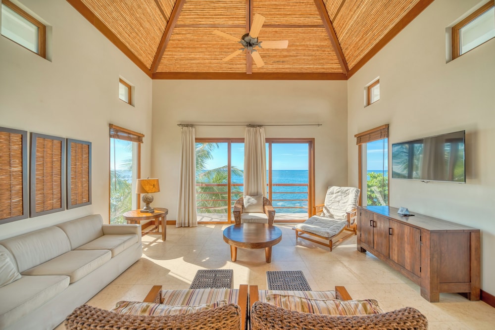 Las Verandas Hotel And Villas 45/73