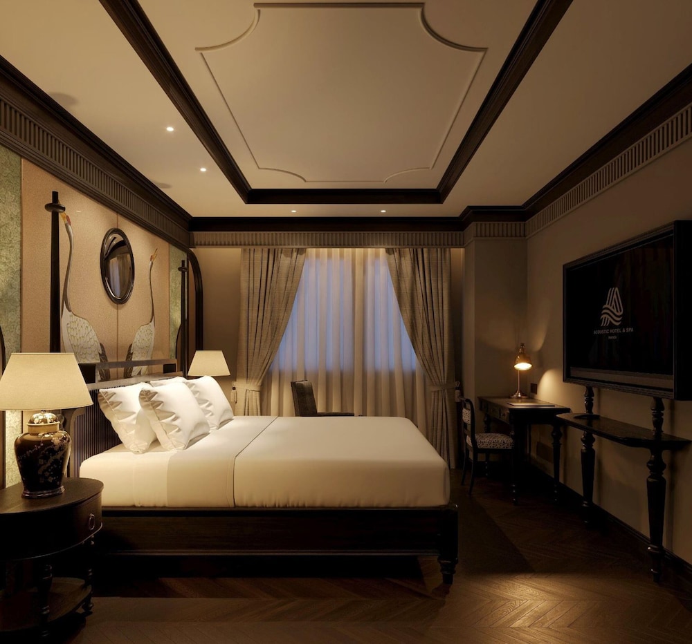 Deluxe, King Bed, Exterior Wing