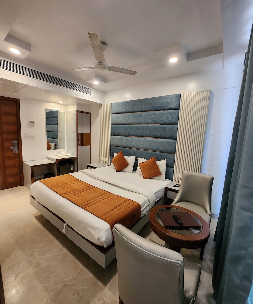 Hotel Shanti Plaza 14/50