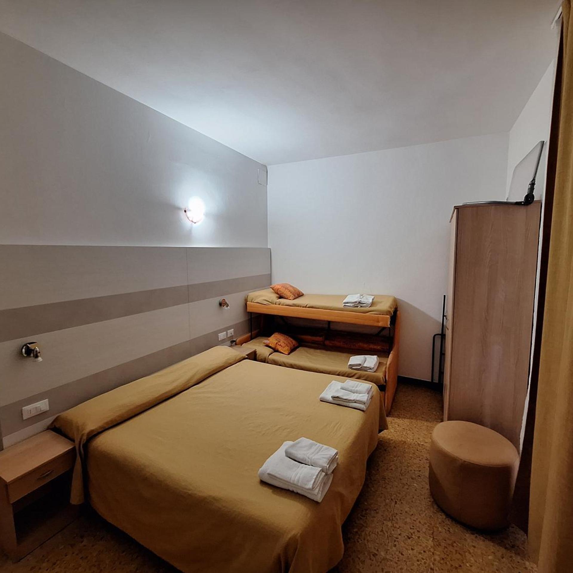 HOTEL VILLA COSTA 23/50