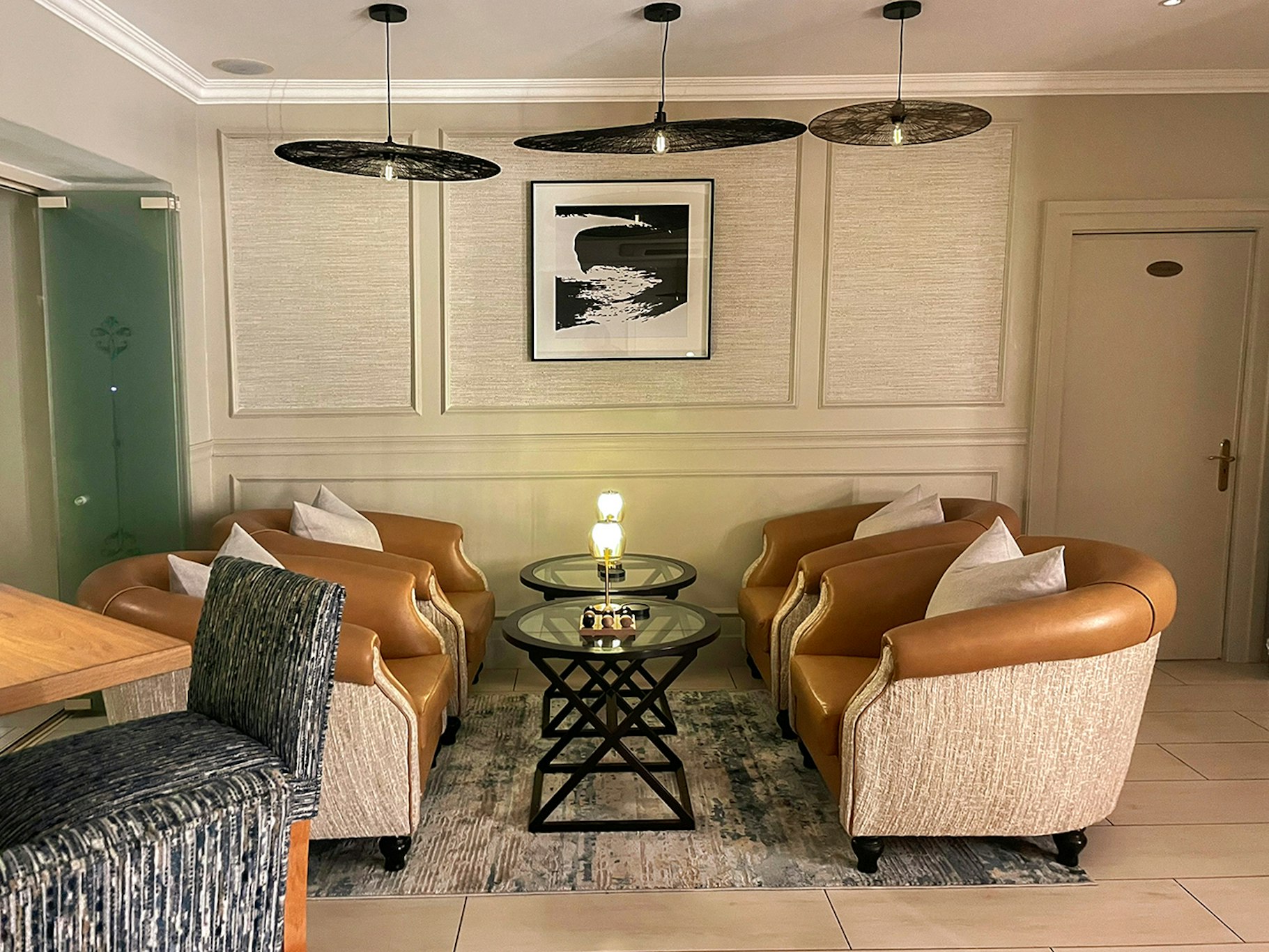 10 2nd Avenue Boutique Hotel 30/56