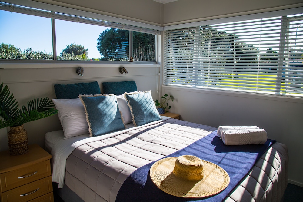 Tasman Holiday Parks - Hahei 15/71