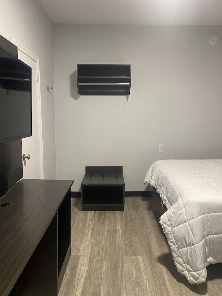 Motel6 Williamstown, NJ - Black Horse Pike 14/24