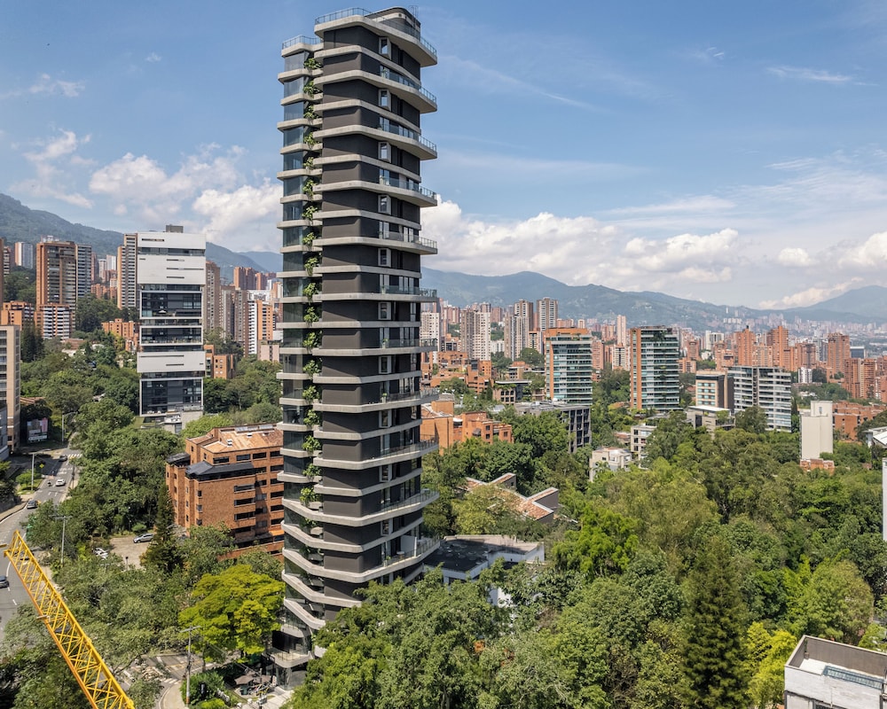 Be Mate Medellin 56/59