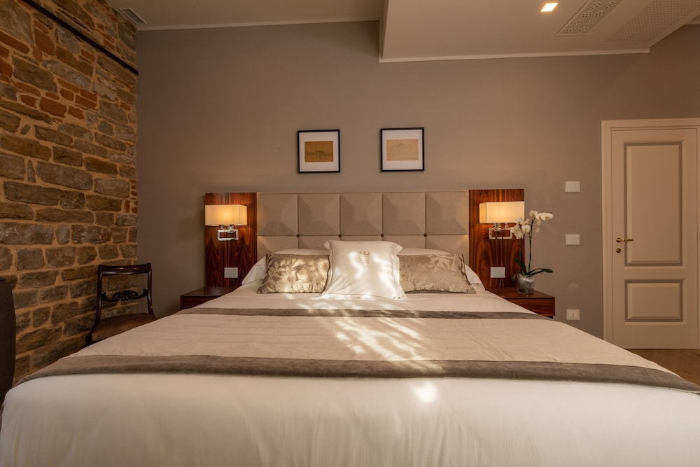 Donati Luxury Tower 5/50