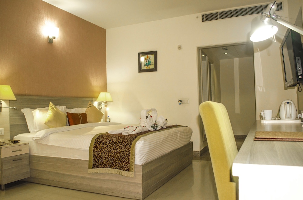 Days Hotel Neemrana Jaipur Highway 13/43