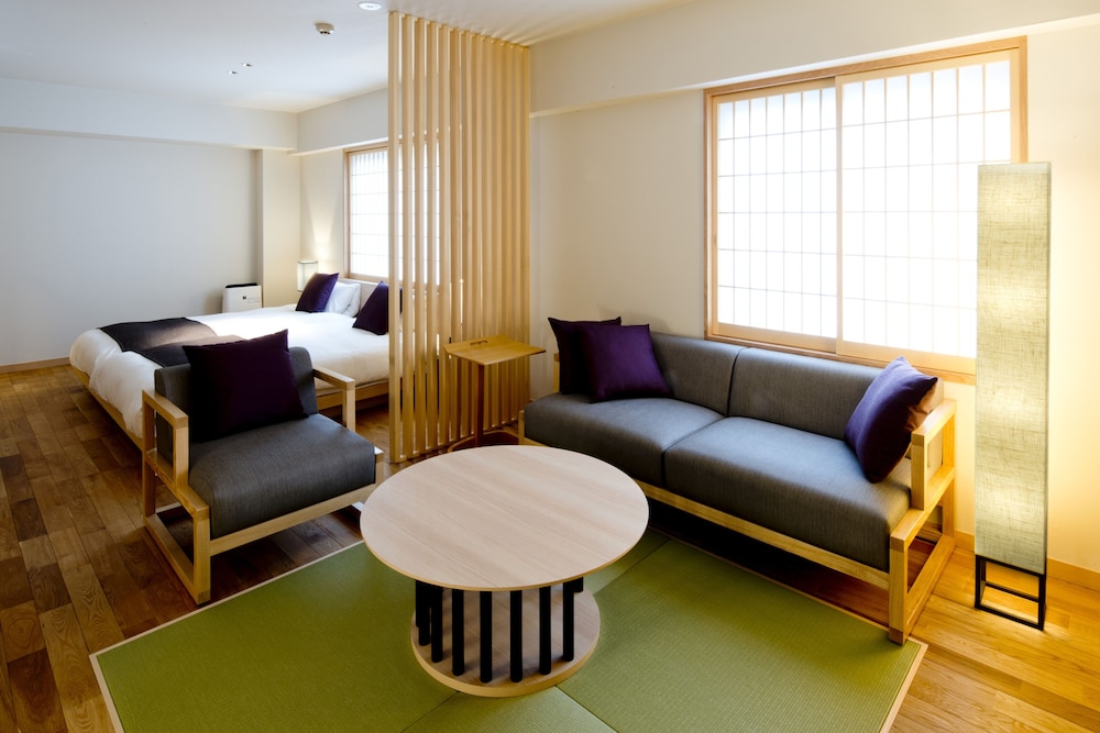 TAKAMATSU KOKUSAI HOTEL 40/65