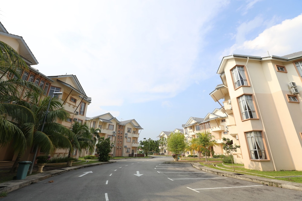 Seri Bayu Resort 31/46