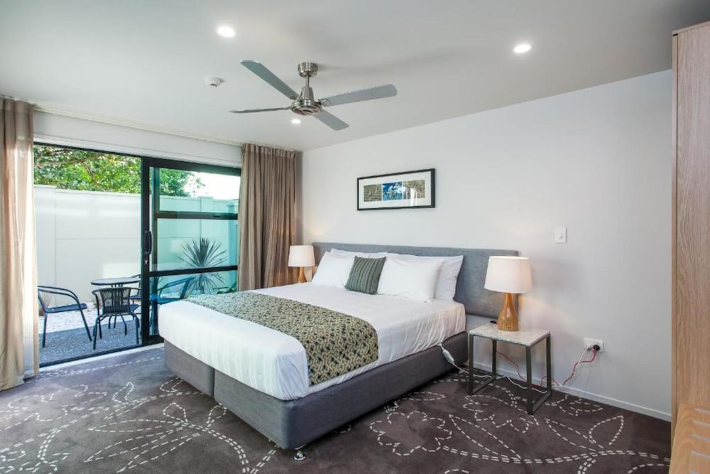 1 Bedroom, Suite, Accessible