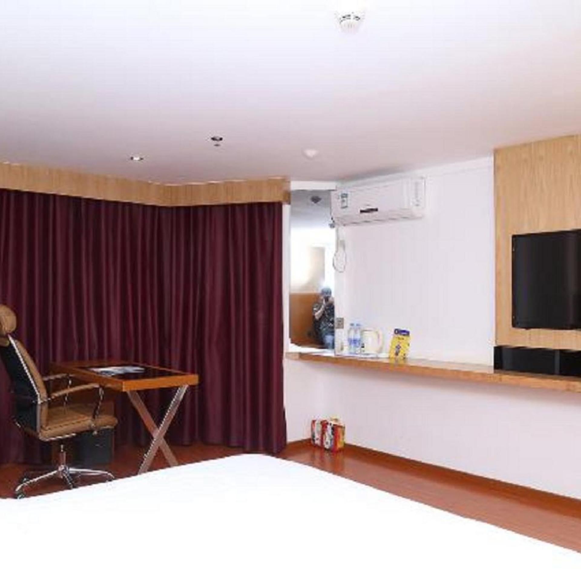 7 Days Inn Shenzhen Guomao Metro Station 30/36