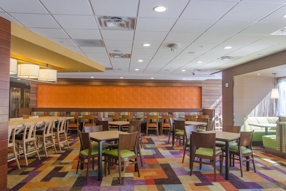 Fairfield Inn Suites Atlanta Cumming Johns Creek 24/42