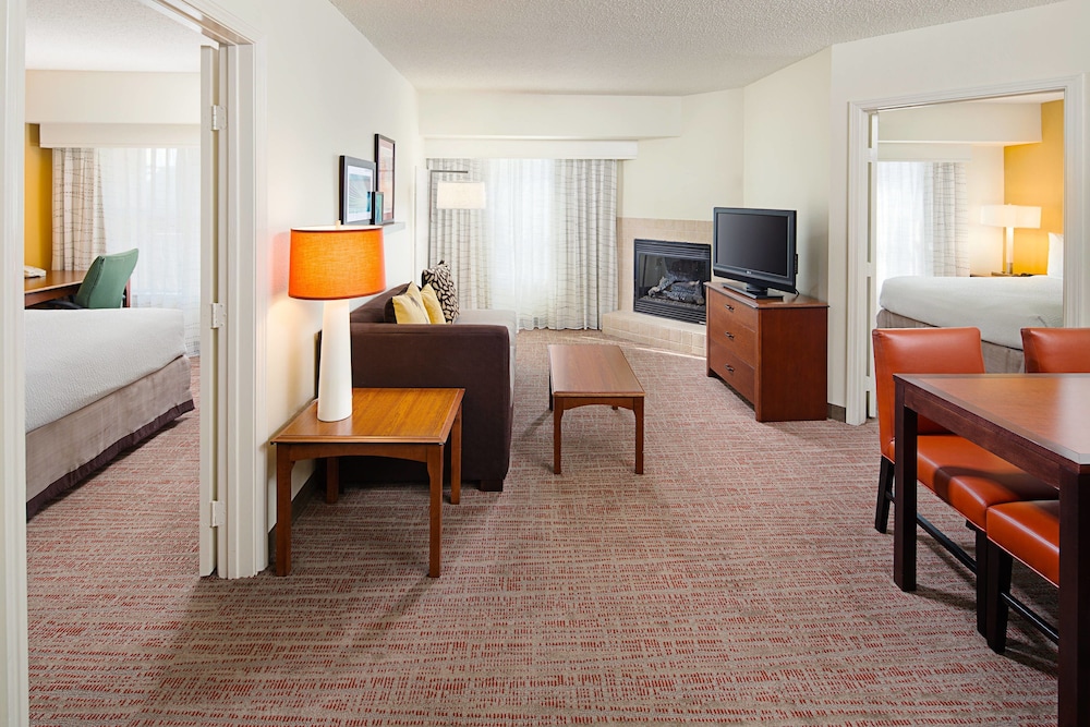 Residence Inn by Marriott Houston West University 13/21