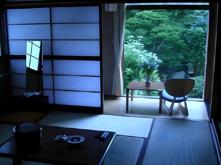 JAPANESE, TWIN BEDS, PRIVATE BATHROOM
